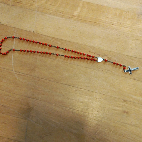 Rosenkranz mit roten perlen - rosenkranz,